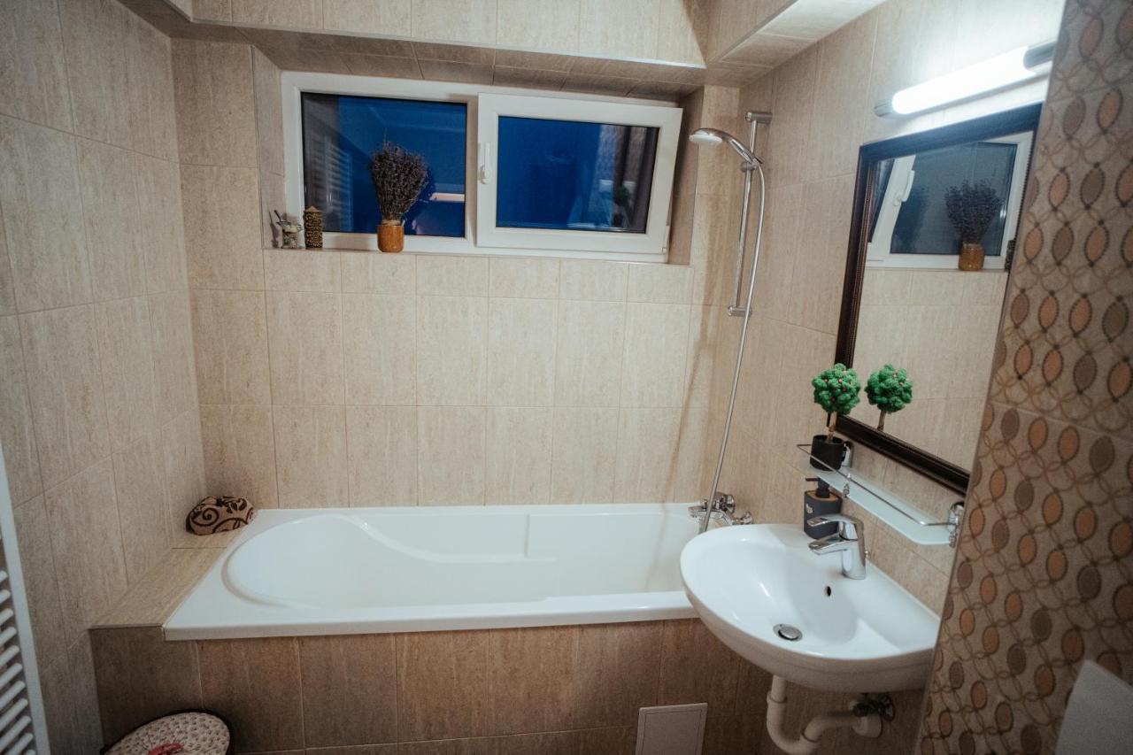 Luxury Apartments Selimbar Luaran gambar